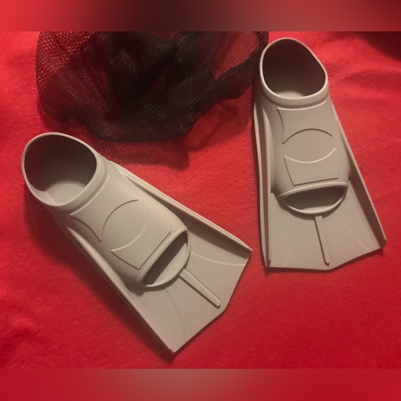 NWOT Silicone Flippers - Picture 9 of 9